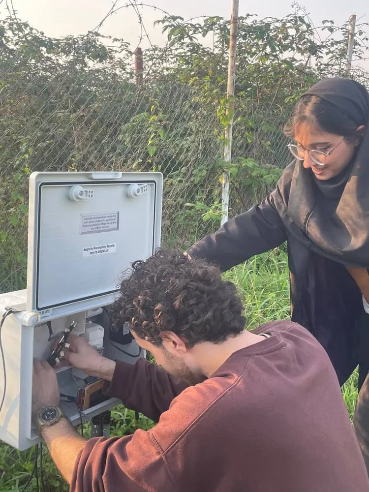 Inspecting the device after the first installation, and fixing issues